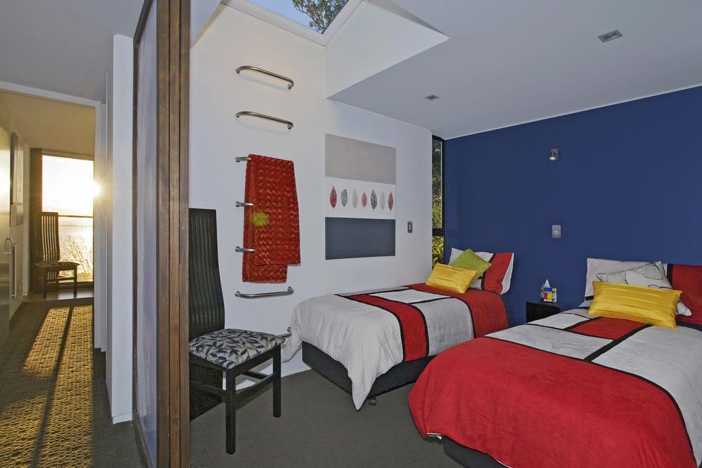 Coastal Escape Apartment Nelson Room photo