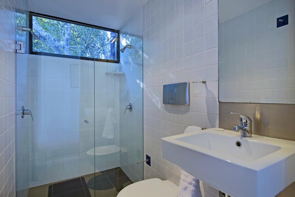 Coastal Escape Apartment Nelson Room photo